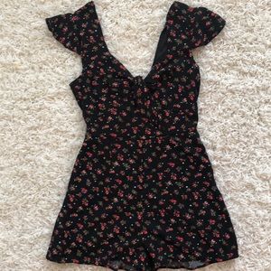 NWT floral romper, S, Charlotte Russe